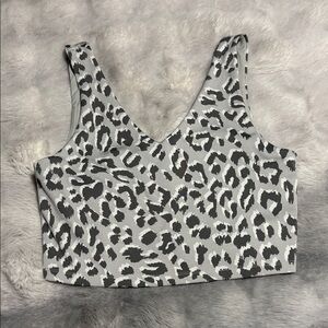 Chic Leopard Print Bra in Gray